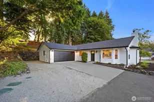 6923 35th St W, University Place, WA 98466 - Photo 2