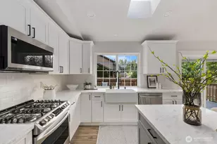 6923 35th St W, University Place, WA 98466 - Photo 20