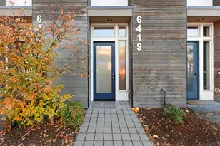 6419 Phinney Ave N, Seattle, WA 98103 - Photo 2