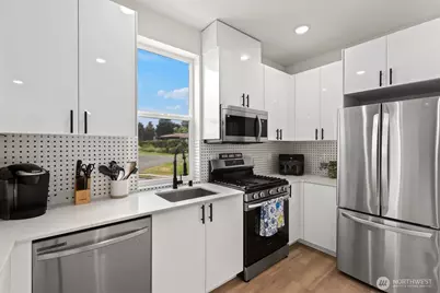 9326 Renton Avenue S #G, Seattle, WA 98118 - Photo 18