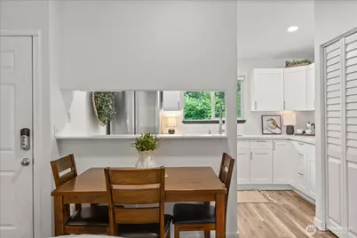 10822 E Riverside Drive #A303, Bothell, WA 98011 - Photo 12
