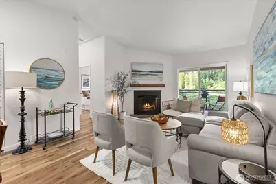 10822 E Riverside Drive #A303, Bothell, WA 98011 - Photo 4