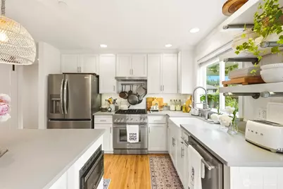 3923 221st Street SE, Bothell, WA 98021 - Photo 14