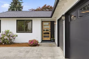 1003 111th Pl SE, Bellevue, WA 98004 - Photo 2