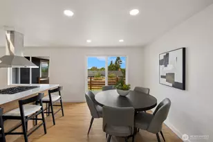 1910 22nd St, Anacortes, WA 98221 - Photo 10