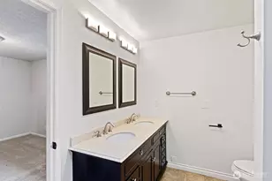 17720 199th Pl NE, Woodinville, WA 98077 - Photo 16