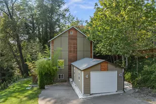 21216 Des Moines Memorial Dr, Des Moines, WA 98198 - Photo 2