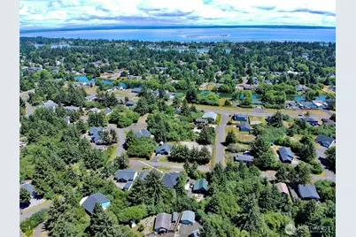 811 Vagabond Avenue, Ocean Shores, WA 98569 - Photo 34
