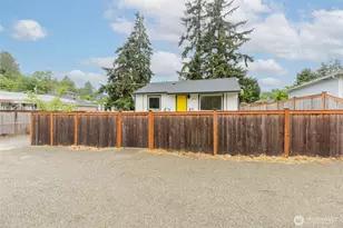 1420 S 129th St, Burien, WA 98168 - Photo 4
