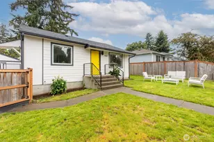 1420 S 129th St, Burien, WA 98168 - Photo 2