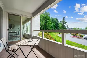 23403 Lakeview Dr, Mountlake Terrace, WA 98043 - Photo 16