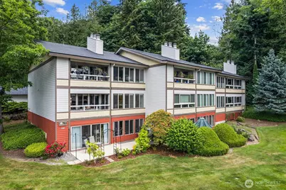 23403 Lakeview Drive #I-201, Mountlake Terrace, WA 98043 - Photo 1