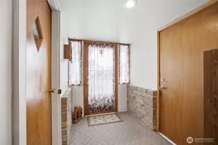 209 W 5th St, Warden, WA 98857 - Photo 4
