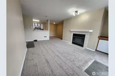 215 100th Street SW #B-204, Everett, WA 98204 - Photo 4