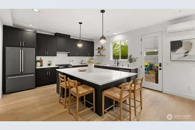6233 Carleton Avenue S, Seattle, WA 98108 - Photo 12