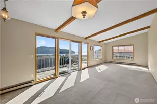 5005 Dundee Dr, Anacortes, WA 98221 - Photo 6