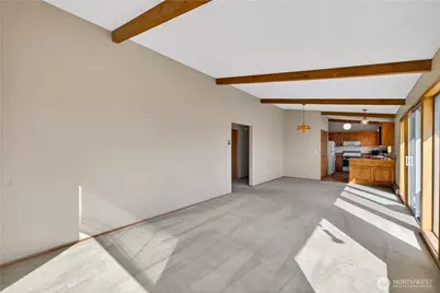 5005 Dundee Drive, Anacortes, WA 98221 - Photo 8