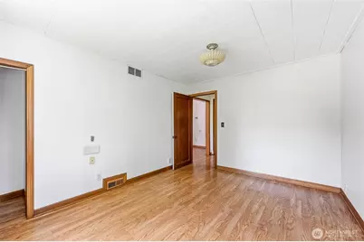 1805 80th Street E, Tacoma, WA 98404 - Photo 18