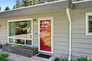 5318 193rd Pl SW, Lynnwood, WA 98036 - Photo 2