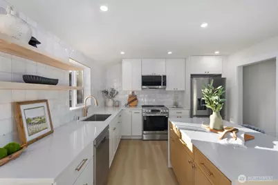 12042 5th Avenue NE, Seattle, WA 98125 - Photo 12