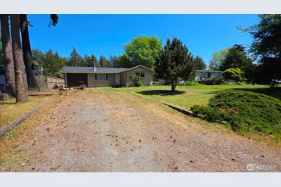 4340 Hamilton Drive, Oak Harbor, WA 98277 - Photo 6