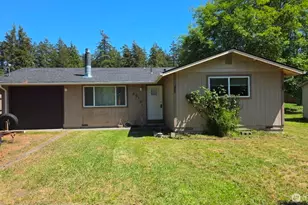 4340 Hamilton Dr, Oak Harbor, WA 98277 - Photo 1