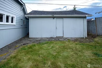 2220 Summit Avenue, Everett, WA 98201 - Photo 22