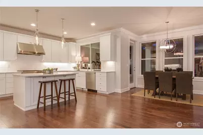 1914 108th Avenue SE, Bellevue, WA 98004 - Photo 4