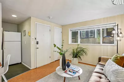 3624 Whitman Avenue N #1, Seattle, WA 98103 - Photo 8