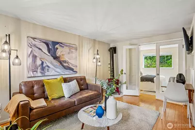 3624 Whitman Avenue N #1, Seattle, WA 98103 - Photo 4