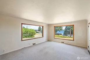 7073 Chico Way NW, Bremerton, WA 98312 - Photo 2