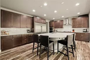 18720 139th St E, Bonney Lake, WA 98391 - Photo 8