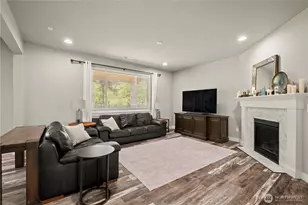18720 139th St E, Bonney Lake, WA 98391 - Photo 4