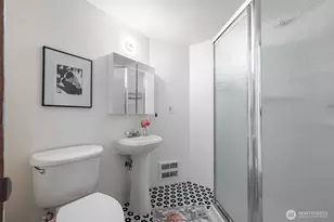 906 19th Ave, Seattle, WA 98122 - Photo 32