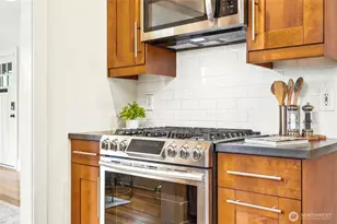 4755 39th Ave S, Seattle, WA 98118 - Photo 12