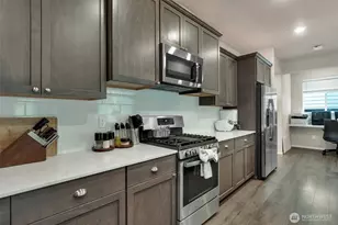 32670 Stuart Ave SE, Black Diamond, WA 98010 - Photo 12
