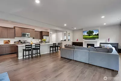 32670 Stuart Avenue SE, Black Diamond, WA 98010 - Photo 18
