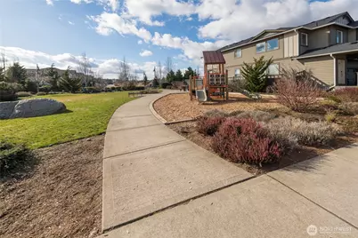 32670 Stuart Avenue SE, Black Diamond, WA 98010 - Photo 38