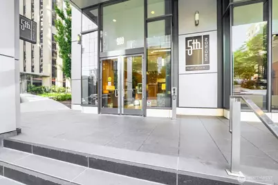 909 5th Avenue #1103, Seattle, WA 98164 - Photo 2