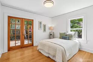 3920 Ashworth Ave N, Seattle, WA 98103 - Photo 18