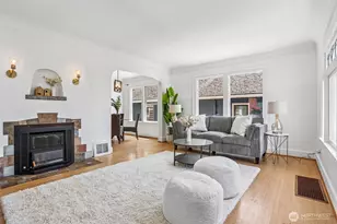3920 Ashworth Ave N, Seattle, WA 98103 - Photo 6