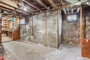 3920 Ashworth Ave N, Seattle, WA 98103 - Photo 30