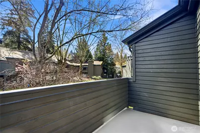 10013 NE 123rd Street #F-C, Kirkland, WA 98034 - Photo 18