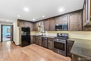 8221 308th Ave SE, Issaquah, WA 98027 - Photo 18