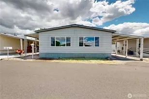 1425 Emerald St, Walla Walla, WA 99362 - Photo 2