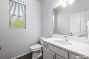 232 Sinclair Aly, Mount Vernon, WA 98274 - Photo 12