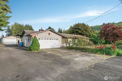 2128 44th Avenue, Longview, WA 98632 - Photo 1