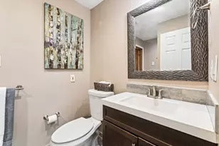 12117 179th Ave SE, Renton, WA 98059 - Photo 16