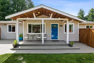 12117 179th Ave SE, Renton, WA 98059 - Photo 2