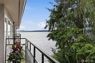 6201 Lake Washington Blvd NE, Kirkland, WA 98033 - Photo 2